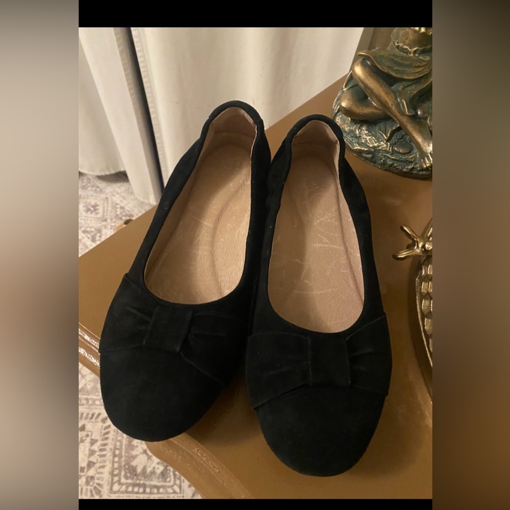 Dansko Black Flats Versatile Slip-On Loafers